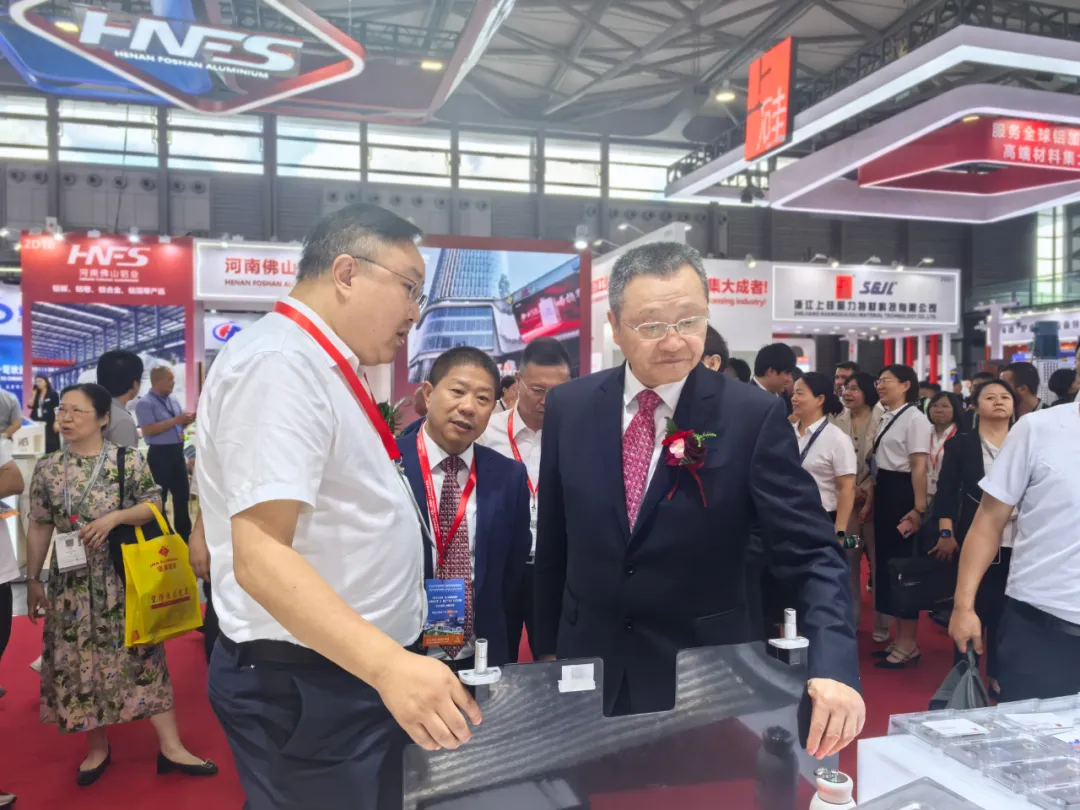 明泰鋁業閃耀亮相2025中國國際鋁工業展覽會