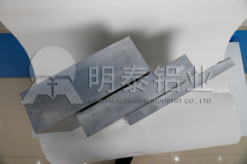 交通標志牌鋁板規格有哪些報價多少