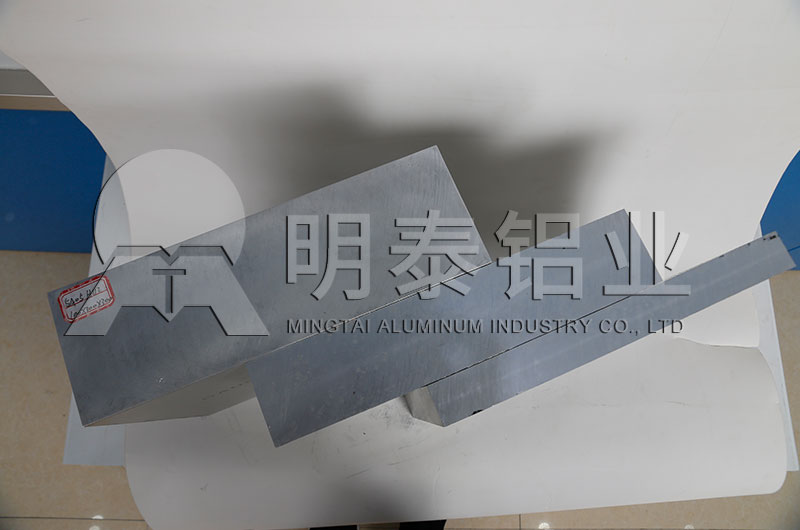 大型罐車用鋁合金板材規(guī)格,價(jià)格多少錢 大型罐車用鋁合金板材規(guī)格,價(jià)格多少錢