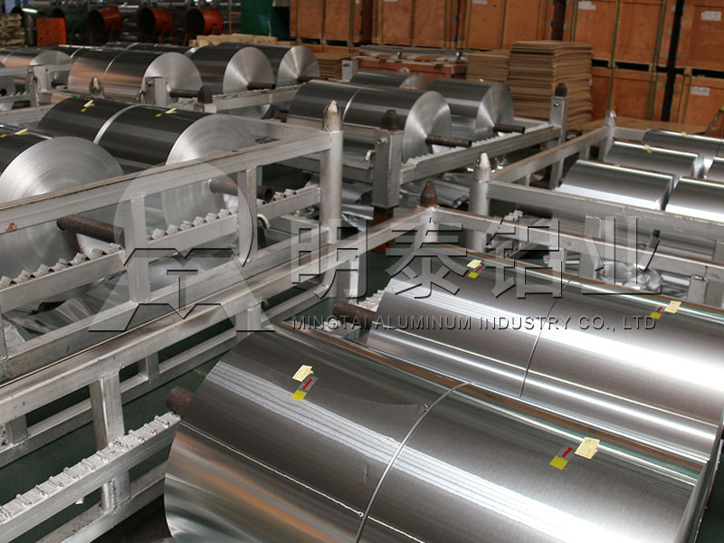 山東8011鋁箔廠家-口服液瓶蓋料用8011鋁箔生產(chǎn)廠家-價(jià)格 山東8011鋁箔廠家-口服液瓶蓋料用8011鋁箔生產(chǎn)廠家-價(jià)格